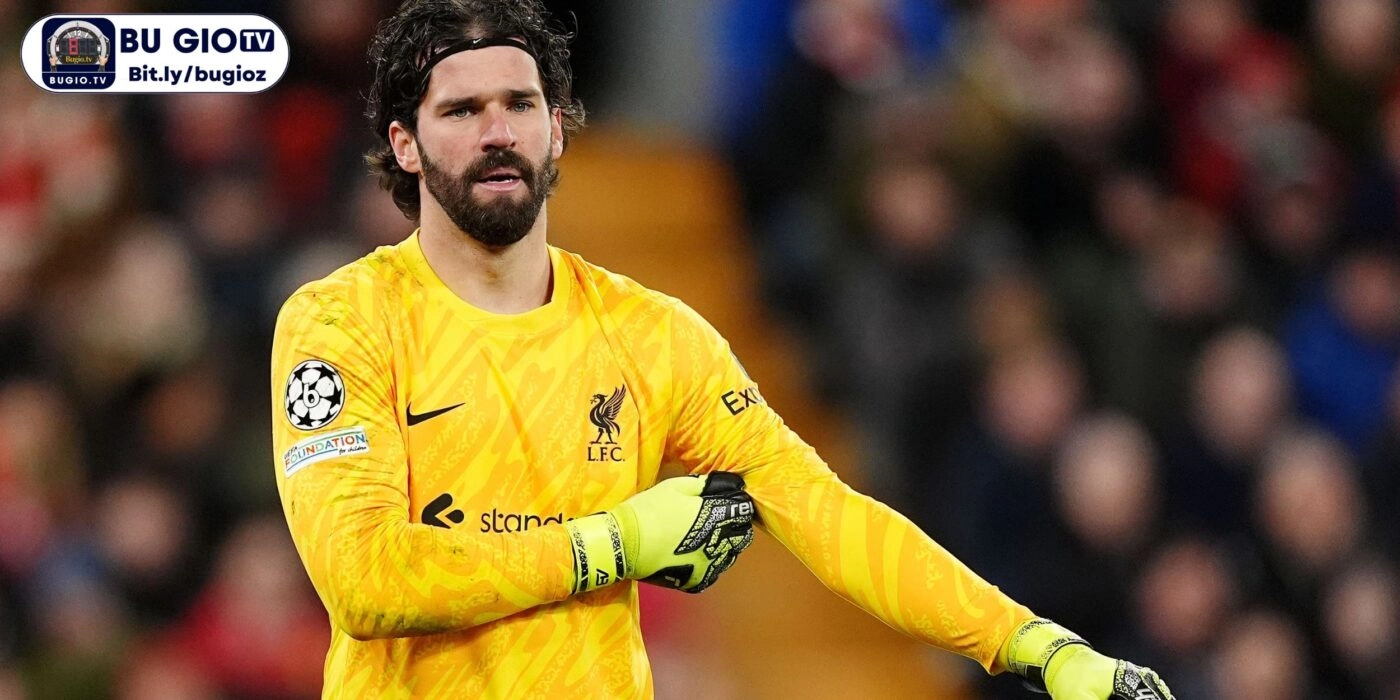 Top cầu thủ đẹp trai nhất thế giới gọi tên Alisson Becker